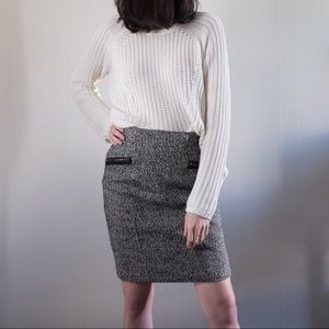 Forever 21 | Zippered Tweed Pencil Skirt